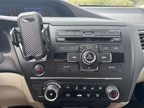 Used 2014 Honda Civic LX image 16