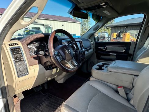 Used 2014 RAM 3500 Laramie AWD/4WD image 11