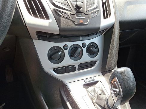 Used 2014 Ford Focus SE image 20