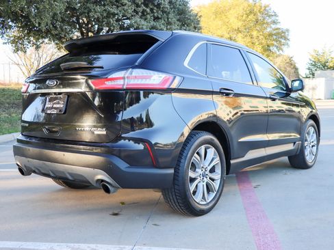 Used 2019 Ford Edge Titanium image 7