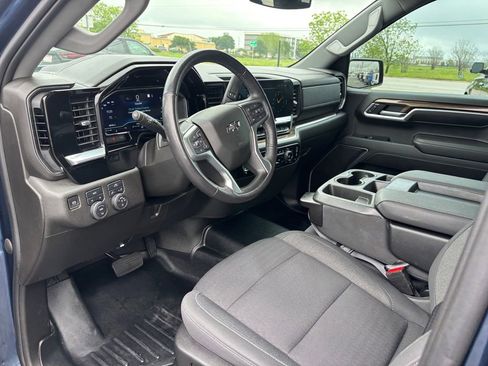 Used 2022 Chevrolet Silverado 1500 RST image 7