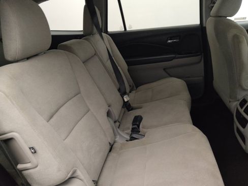 Used 2019 Honda Pilot LX image 19