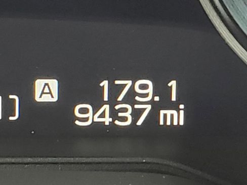 Used 2025 Subaru Forester Limited w/ Popular Package image 26