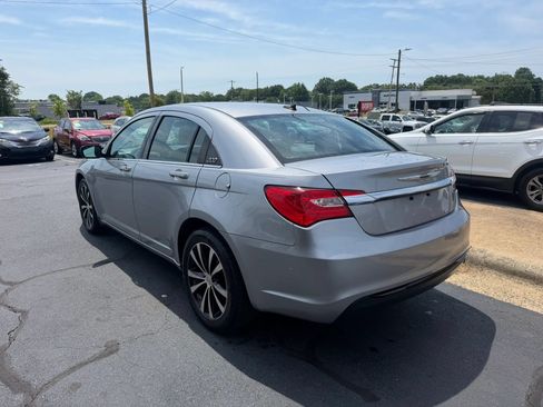 Used 2014 Chrysler 200 Touring w/ 200 S Group FWD image 5
