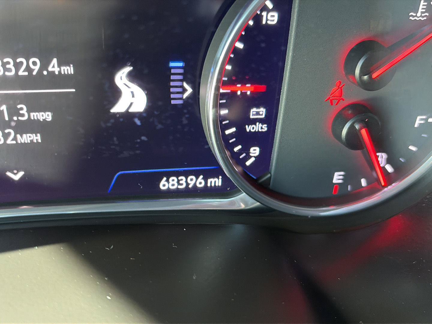 Used 2019 Chevrolet Blazer RS w/ Sun and Wheels Package FWD image 33