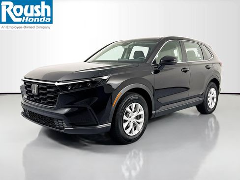 Used 2024 Honda CR-V LX image 1