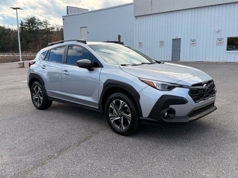 Used 2024 Subaru Crosstrek 2.0i Premium image 13