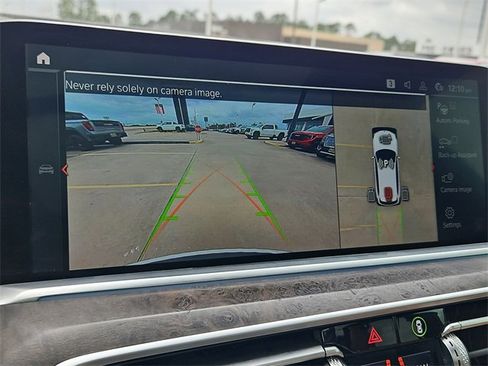 Used 2022 BMW X5 xDrive45e image 4