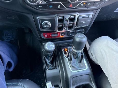 Used 2022 Jeep Wrangler Unlimited Rubicon 4xe w/ Safety Group image 19