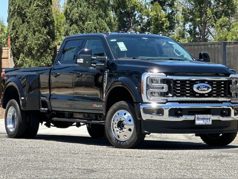 New 2026 Ford F450 Lariat w/ Lariat Premium Package AWD/4WD image 2