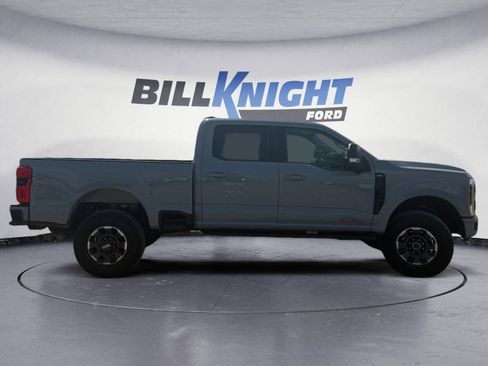 Used 2024 Ford F250 Lariat w/ Lariat Ultimate Package AWD/4WD image 6