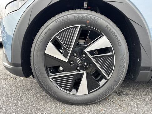 New 2026 Hyundai Ioniq 5 SEL image 11