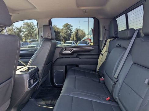 Used 2024 Chevrolet Silverado 3500 LTZ w/ LTZ Convenience Package image 12