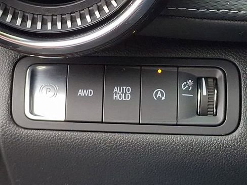 Used 2025 Chevrolet Equinox LT AWD/4WD image 23