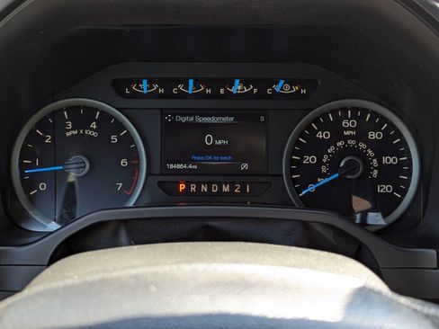 Used 2016 Ford F150 XLT w/ Equipment Group 302A Luxury AWD/4WD image 18