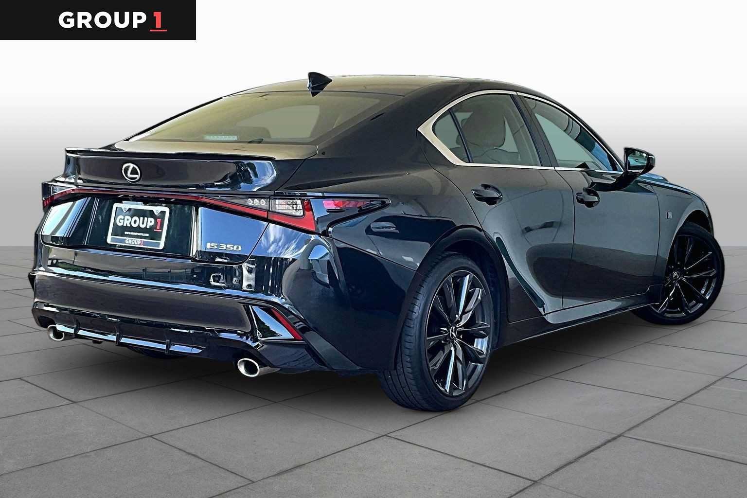 Used 2025 Lexus IS 350 F Sport RWD image 11