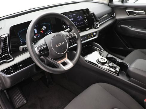 Used 2023 Kia Sportage LX image 14