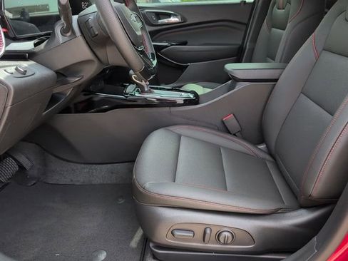 New 2026 Chevrolet Trax RS w/ Driver Confidence Package FWD image 10