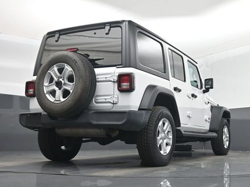 Used 2020 Jeep Wrangler Unlimited Sport S image 47