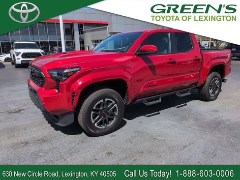 Certified 2025 Toyota Tacoma TRD Sport image 1