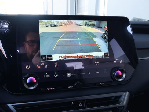 Used 2025 Lexus RX 350 Premium image 25