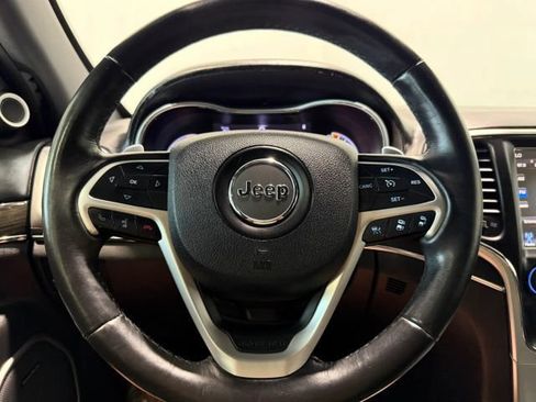 Used 2015 Jeep Grand Cherokee High Altitude RWD image 11