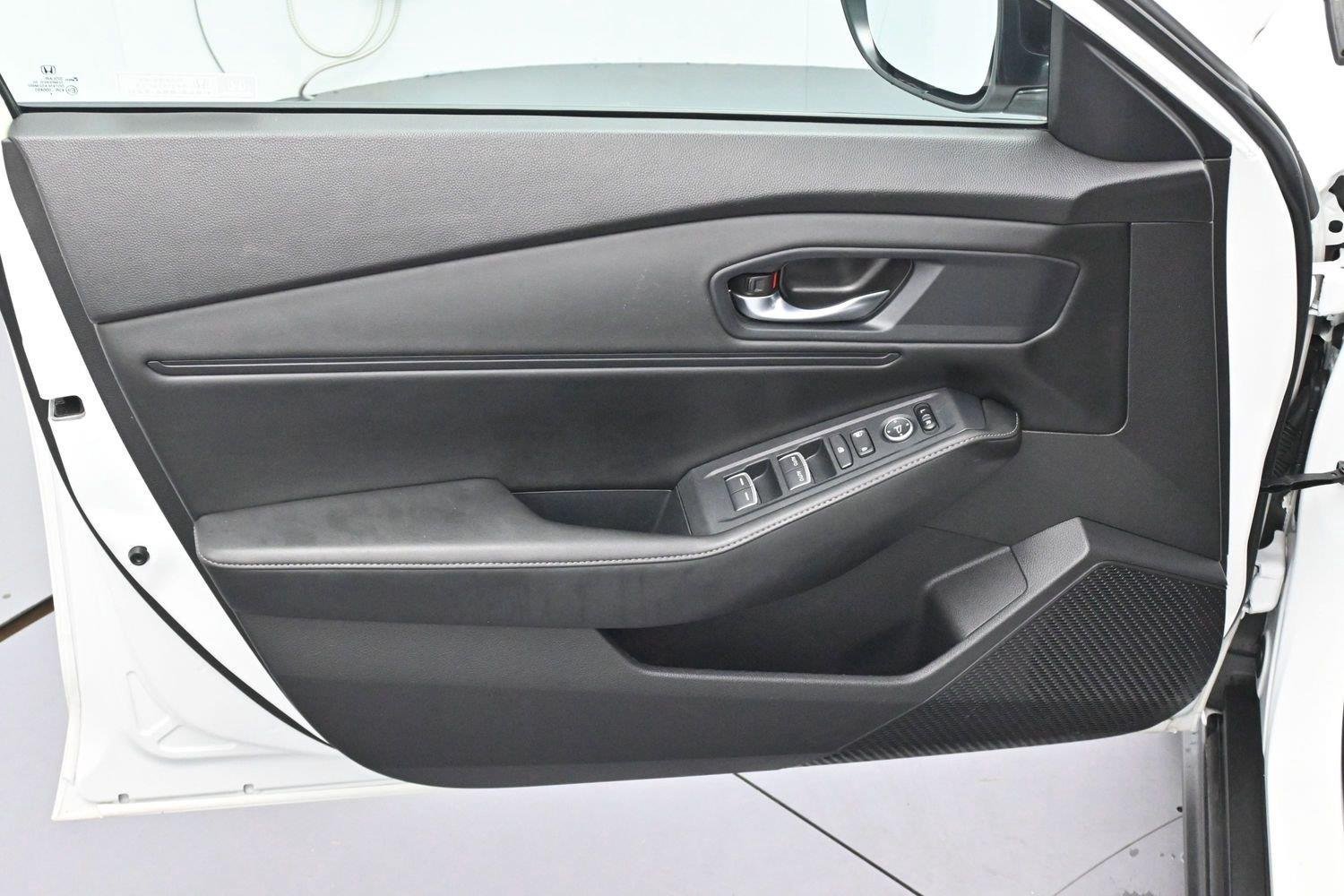 Used 2024 Honda Accord Sport image 9