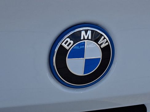Certified 2025 BMW i5 xDrive40 w/ M Sport Package AWD/4WD image 36