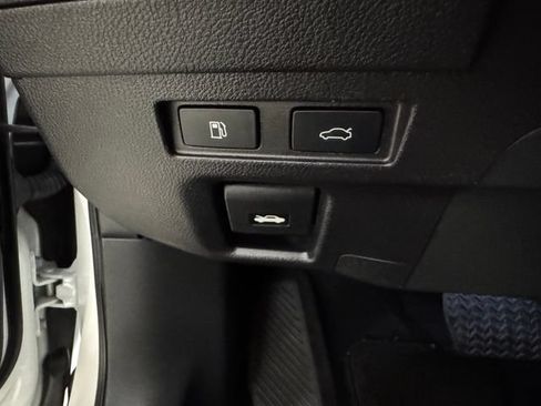 Used 2023 Lexus ES 350 w/ Premium Package FWD image 10
