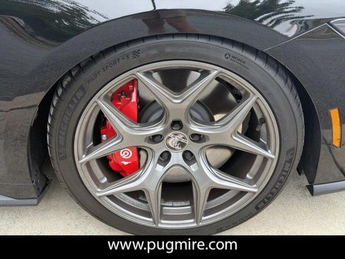 Used 2025 Ford Mustang GT Premium w/ GT Performance Package RWD image 12