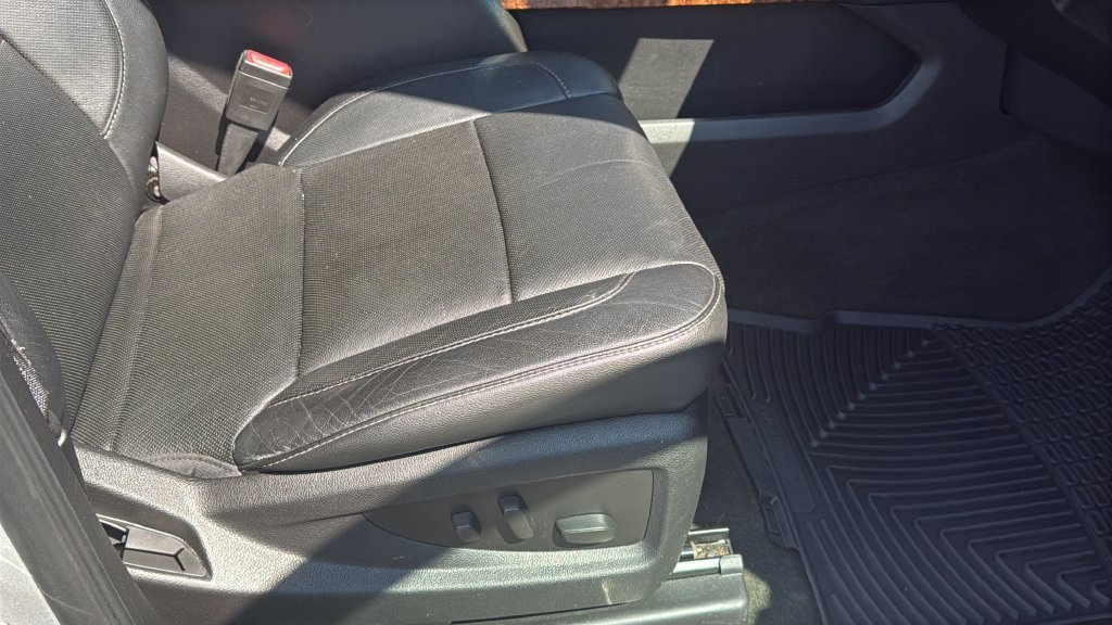 Used 2016 Chevrolet Tahoe LTZ AWD/4WD image 12