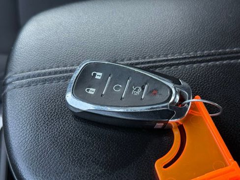 Used 2018 Chevrolet Malibu LT image 37