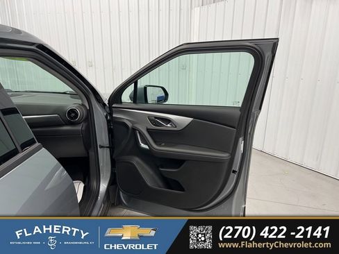 Used 2025 Chevrolet Blazer LT image 14