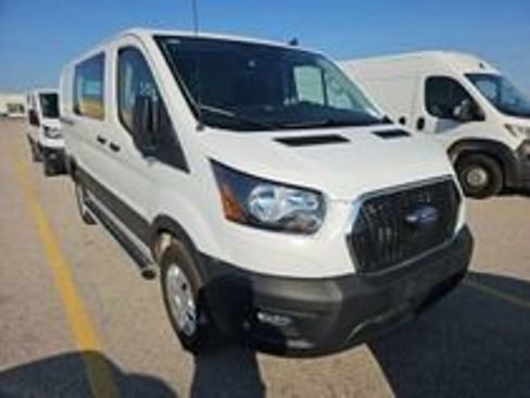 Used 2025 Ford Transit 250 Low Roof w/ Exterior Upgrade Package RWD image 16