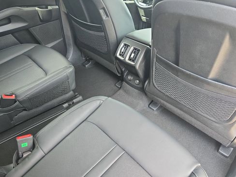 Used 2022 Kia Sorento EX FWD image 12