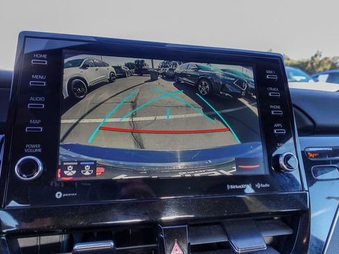 Used 2023 Toyota Camry XLE image 18