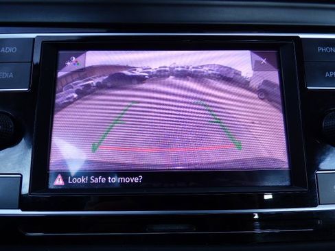 Used 2019 Volkswagen Jetta S image 10