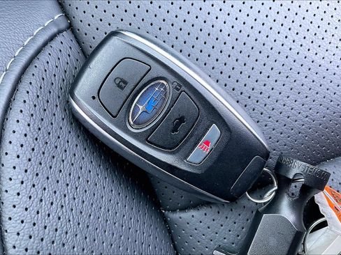 Certified 2026 Subaru Ascent Limited AWD/4WD image 9