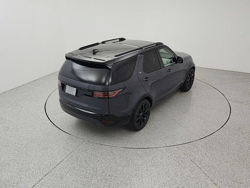 New 2026 Land Rover Discovery Dynamic SE AWD/4WD image 17