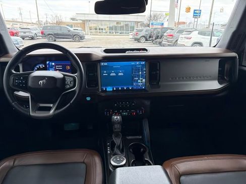 Used 2022 Ford Bronco Outer Banks image 14