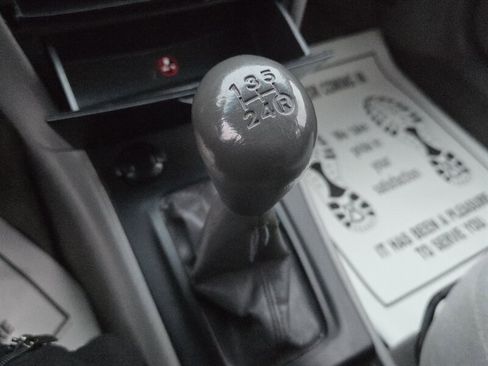 Used 2005 Toyota Corolla CE image 22