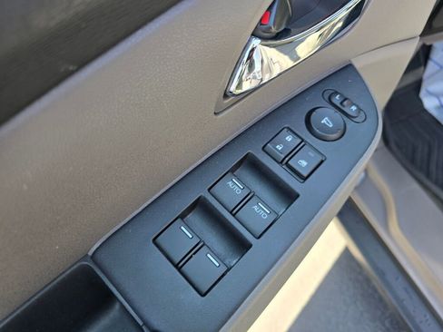 Used 2014 Honda Odyssey EX-L image 23
