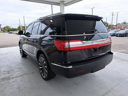 Used 2021 Lincoln Navigator Reserve image 4