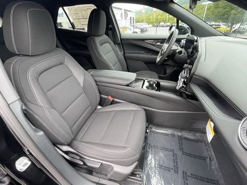 New 2026 Chevrolet Blazer EV LT image 31