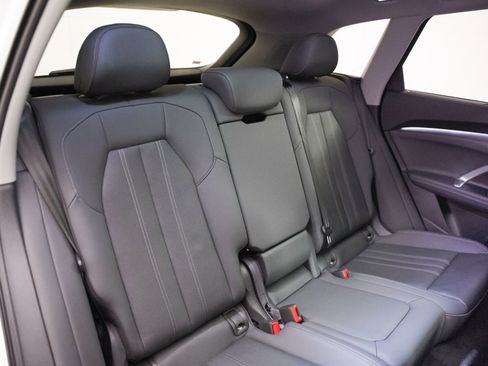 Certified 2025 Audi Q5 Premium Plus w/ Premium Plus image 7