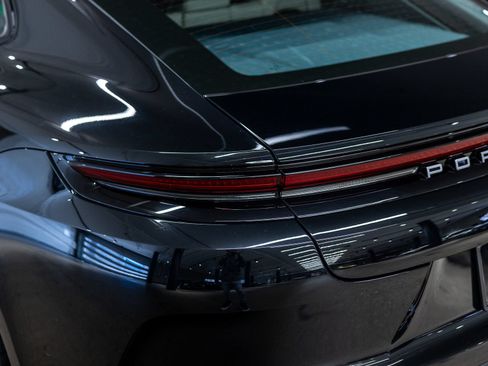 Certified 2025 Porsche Panamera image 23