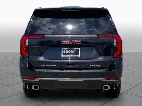 Used 2025 GMC Yukon XL AT4 Ultimate AWD/4WD image 4