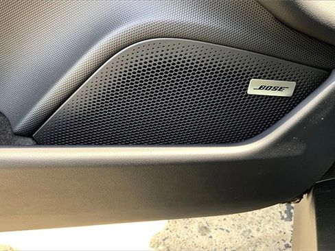 New 2025 Porsche Taycan image 32