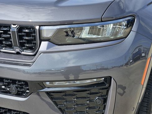 New 2026 Jeep Grand Cherokee L Limited image 10