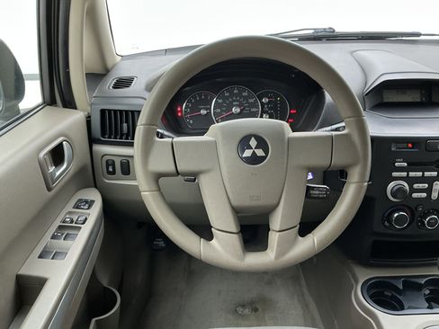 Used 2007 Mitsubishi Endeavor LS image 17